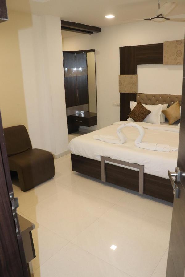 Hotel Park Residency Vijayawāda Exterior foto